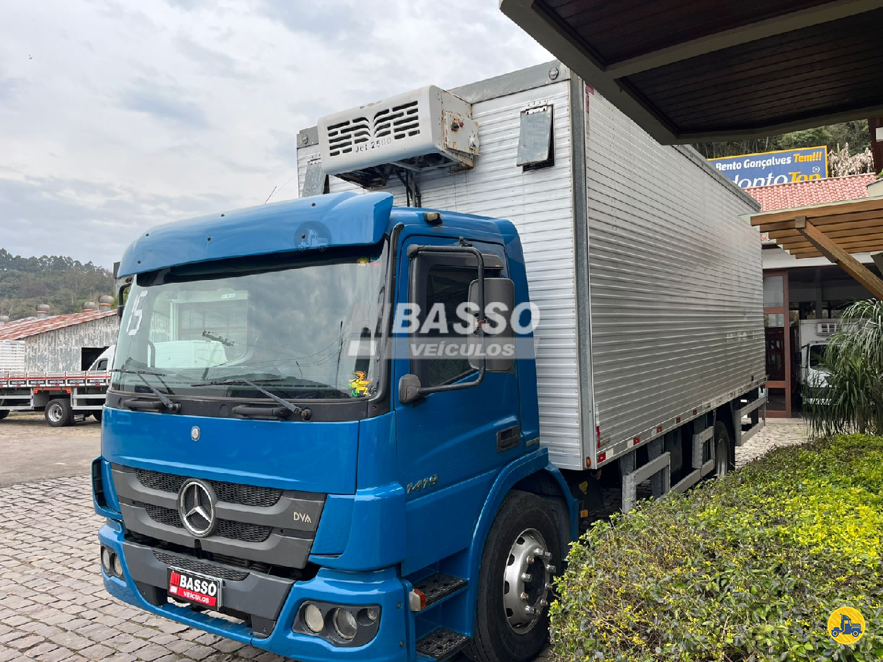 CAMINHAO MERCEDES-BENZ MB 1419 Baú Térmico Toco 4x2 Basso Veículos GARIBALDI RIO GRANDE DO SUL RS